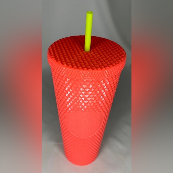 Starbucks Studded Dragon Fruit Salmon Pink Venti 24 oz Tumbler 2022 NWT - Picture 3 of 4